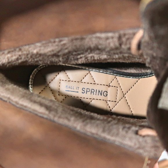 Call It Spring Brown Ankle Boots Size 8.5 - Picture 8 of 10